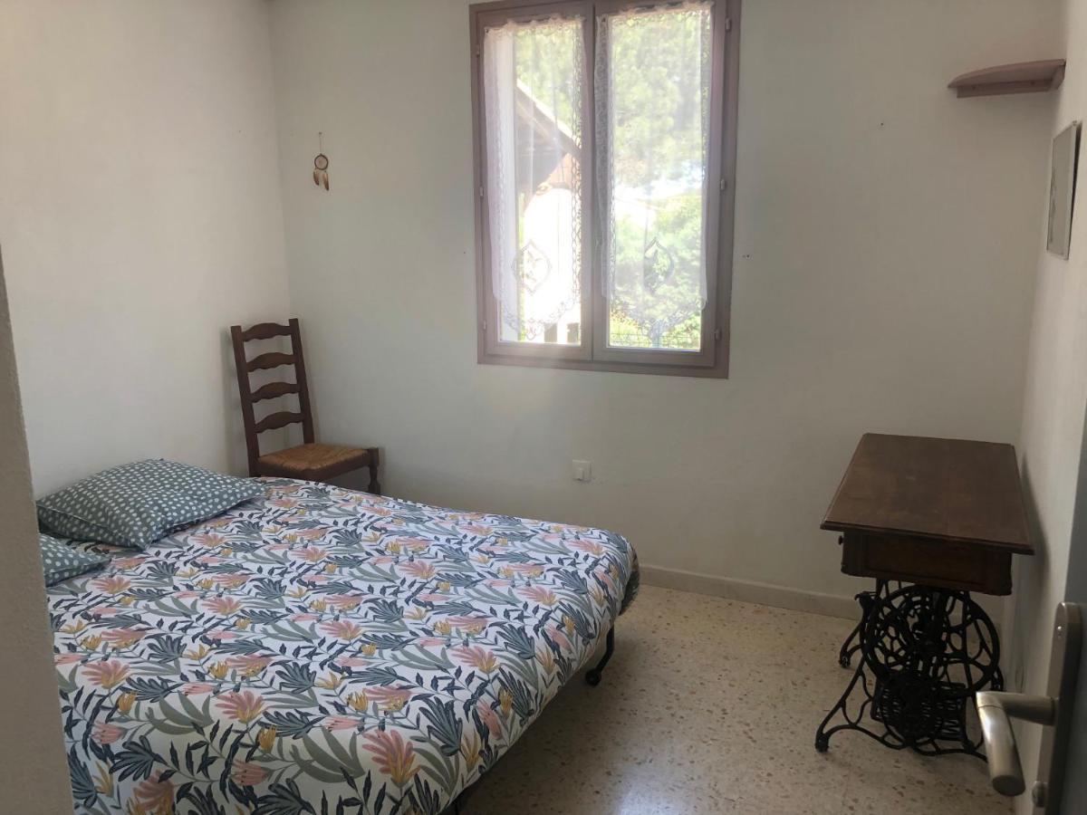 Maison Au Calme Avec Parking En Petite Camargue Beauvoisin  Buitenkant foto