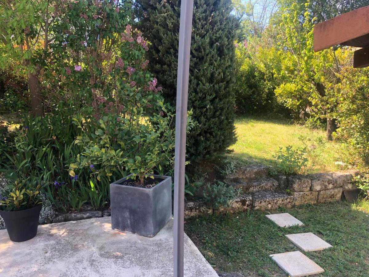 Maison Au Calme Avec Parking En Petite Camargue Beauvoisin  Buitenkant foto